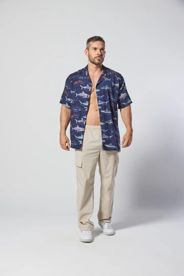 Men · Resort: Printed camp shirt, Navy print, front view