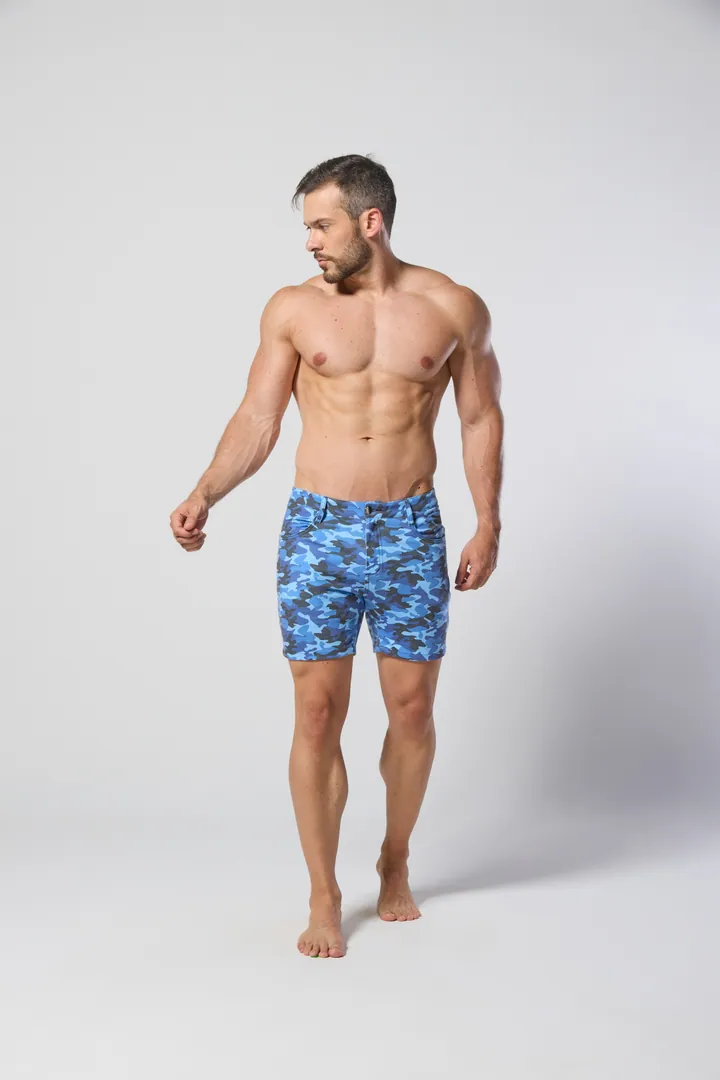 Men · Swimwear: Printed swim short, Blue camouflage, front view